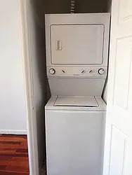 Sold by SUNAMERICA REALTY CHOICE INC