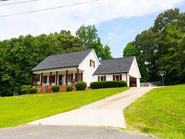 126 Bb Dr, Belmont, NC 28012