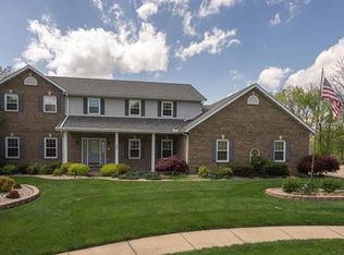 109 Longmeade Dr, O Fallon, IL 62269