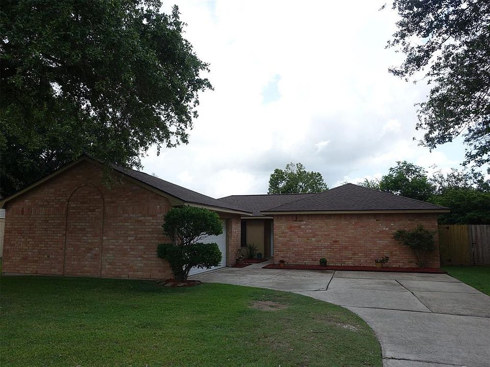 1st image of 10103 Oakmont Dr