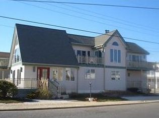 294 6th St, Avalon, NJ 08202