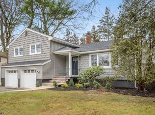 2 Tuers Pl, Montclair, NJ 07043