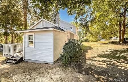 2nd image of 201 Bower Road