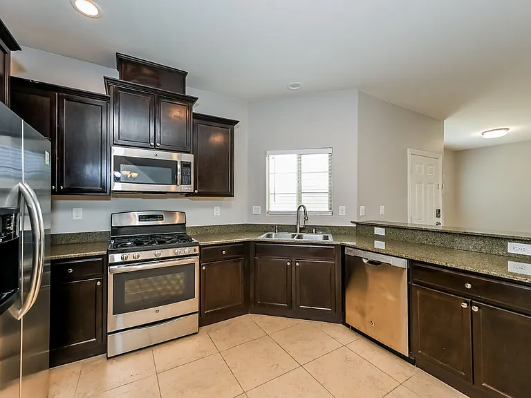 9655 Vega Carpio Ave — Photo 8