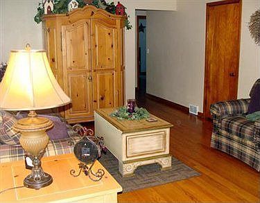 5th image of 572 Morningstar Dr