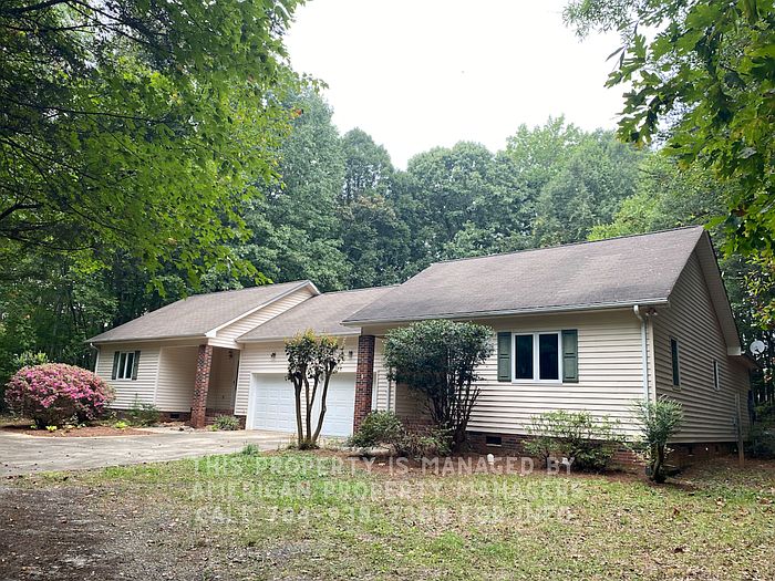 1st image of 152 Purple Finch Ln