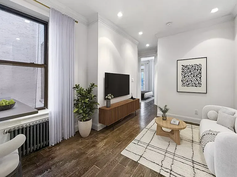 50 E 3rd St #4C — Photo 1