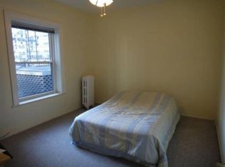 533 W Addison St APT 1N, Chicago, IL 60613