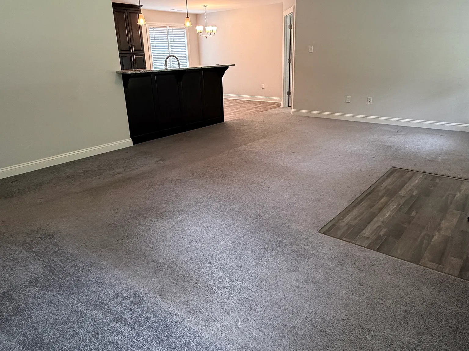 3 bed, 1400 sqft, $2,200 — Photo 3
