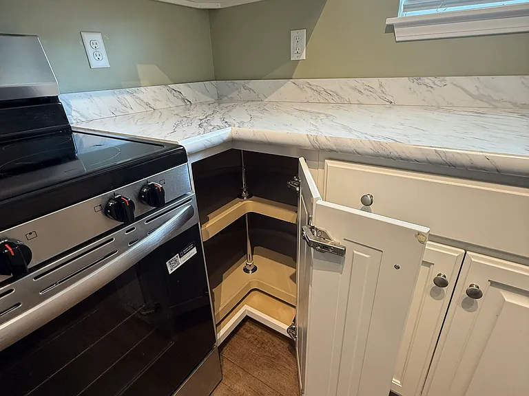 2225 E Spring St — Photo 17