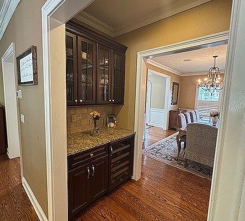 Butlers Pantry One Side