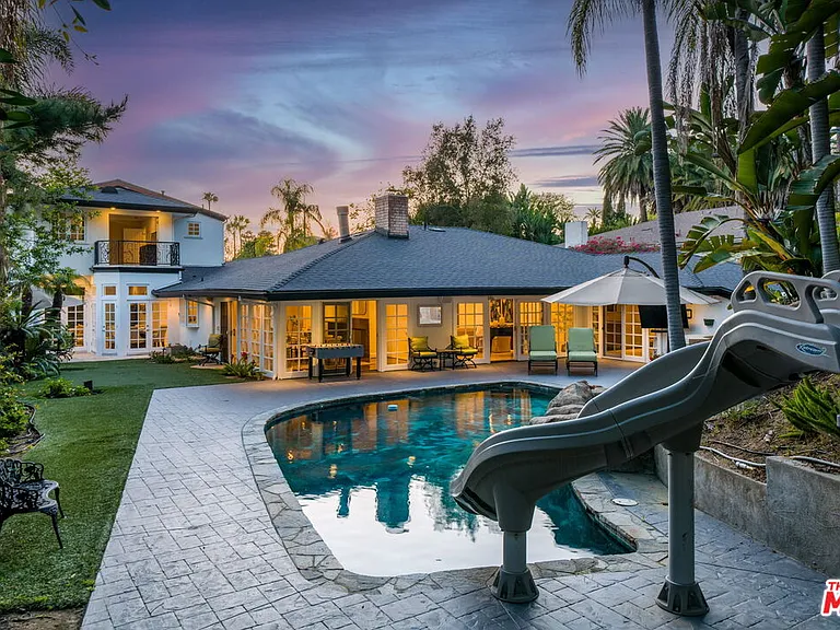 9023 Alto Cedro Dr — Photo 11