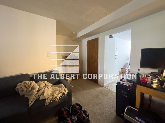 3rd image of 23 Westgate Rd Suite 1