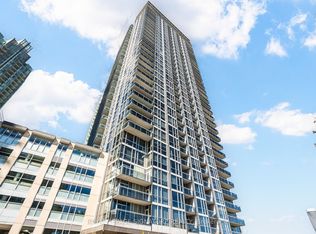 223 Webb Dr #1611, Mississauga, ON L5B 0E8