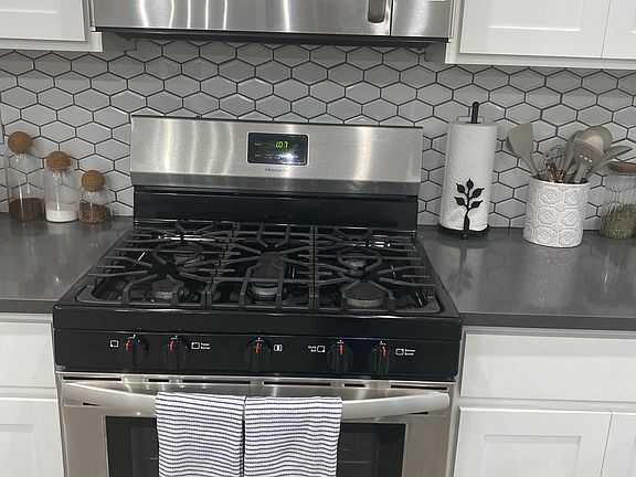 3rd image of 445 Sun Temple Rd #1