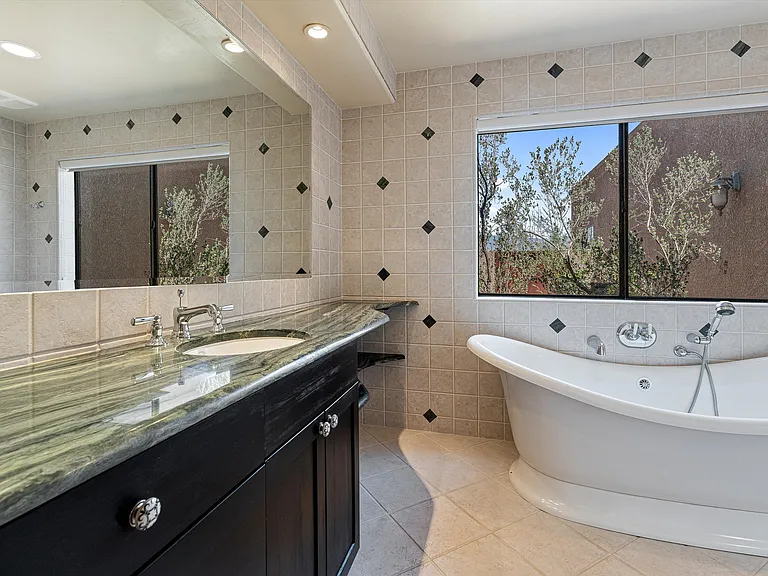 10270 E Glenn St — Photo 8