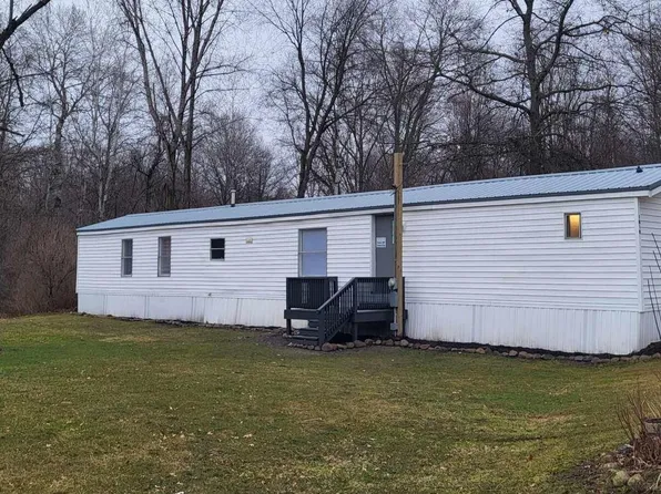 1619-8 W Mile Rd, Breckenridge, MI 48615