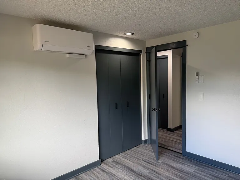 3769 Kevington Ave — Photo 39