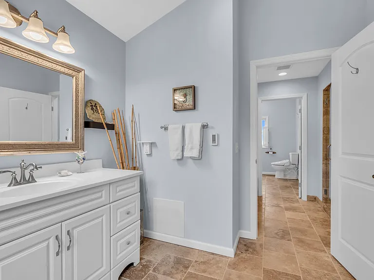 607 Wildwood Rd — Photo 27