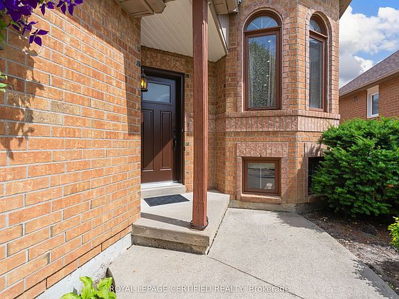 4th image of 45 Springview Dr