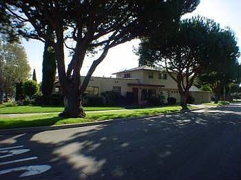 1st image of 144 W Fairview Blvd
