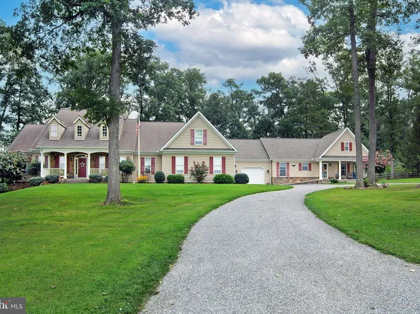 4926 Hoffmanville Rd, Manchester, MD 21102