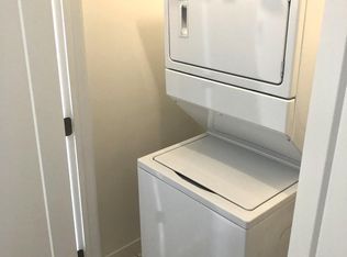 1644 W Cermak Rd #2R, Chicago, IL 60608