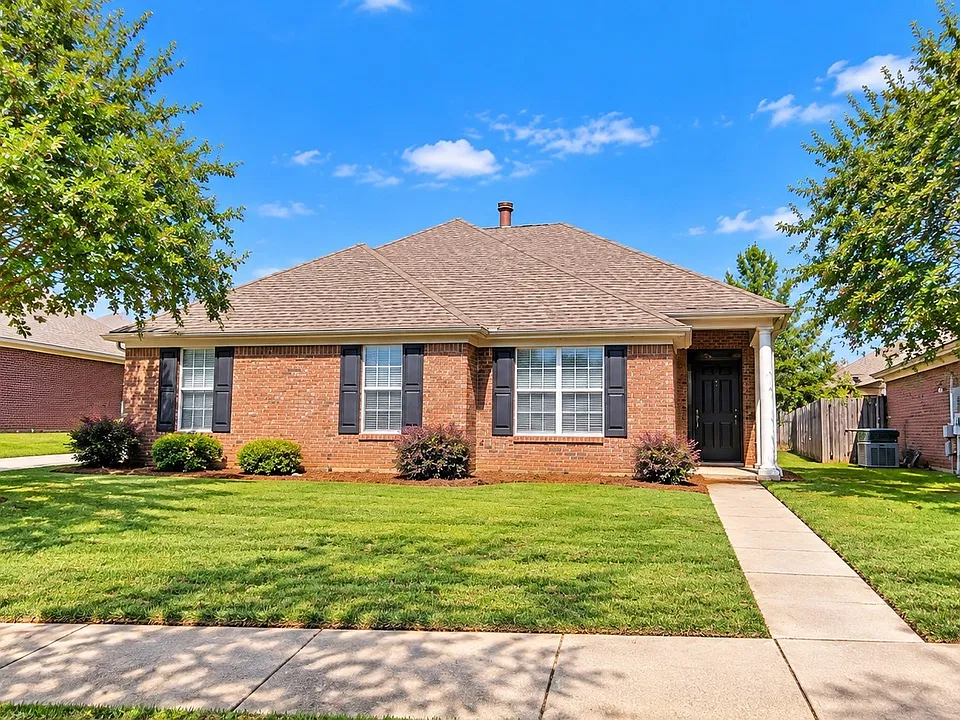 8725 Stoneridge Pl