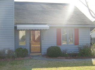 1920 Buxton Rd, Greenville, NC 27858