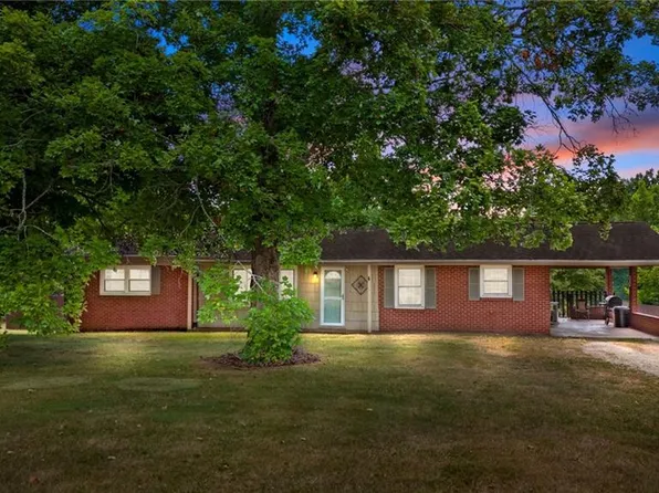 6047 S State Highway 150, Lexington, NC 27295