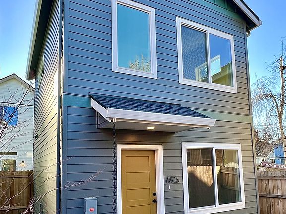 3rd image of 6916 N Swift St