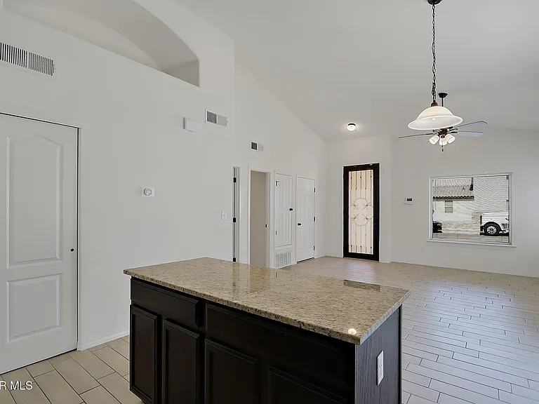533 Paseo Modesto Dr — Photo 11