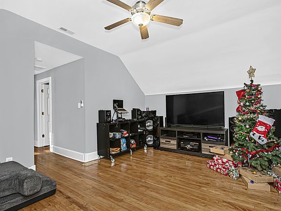 5th image of 2334 N 74th Ave