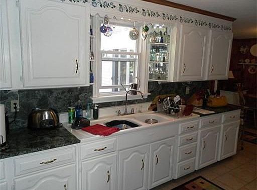 2nd image of 75 Greenwood Ave