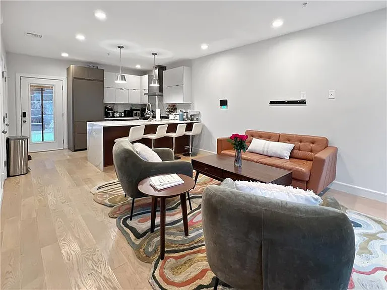 56 Robey St — Photo 5