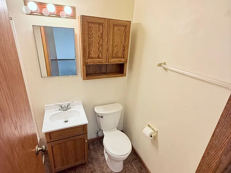 1143 W Carriage Dr #11 — Photo 9