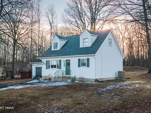 2nd image of 21 Lenape Dr