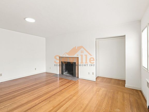 5th image of 1526 Arch St APT 2