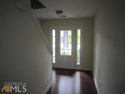 3rd image of 305 Fern Crest Dr