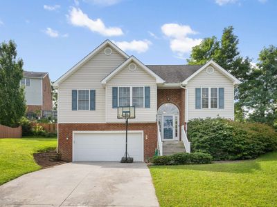 218 Mountain Breeze Dr, Blacksburg, VA, 24060