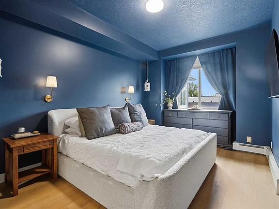 5th image of 3501 S 15th St SW #306