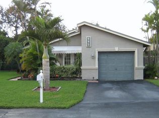 995 NW 89th Ave, Plantation, FL 33324