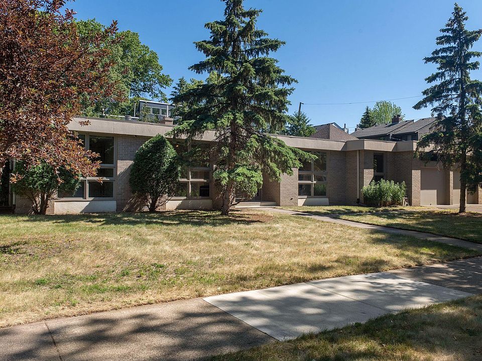 1st image of 2920 W 38th St