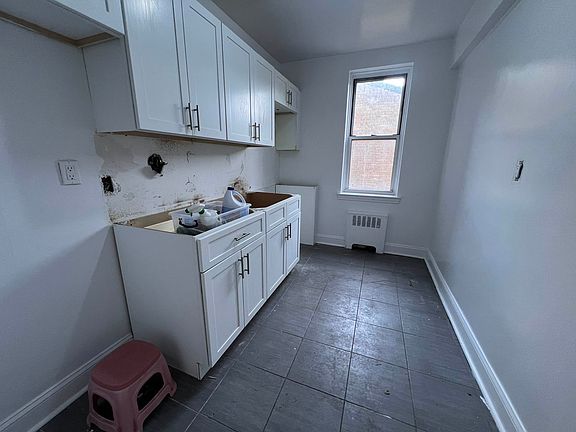 4th image of 147-20 35th Ave #2E