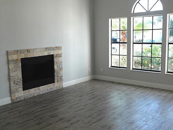 4th image of 794 Birgham Pl