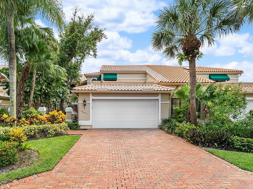Home For Sale In Boca Pointe