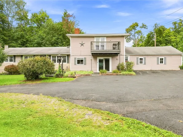 204 Stepping Stone Rd, Somerset, PA 15501