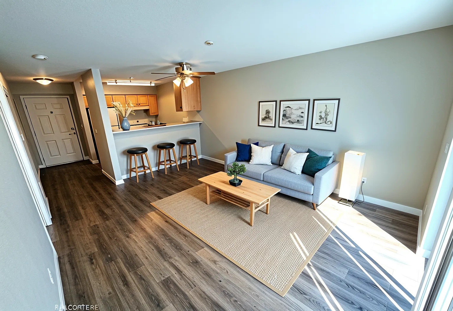 Raleigh Court — Photo 2
