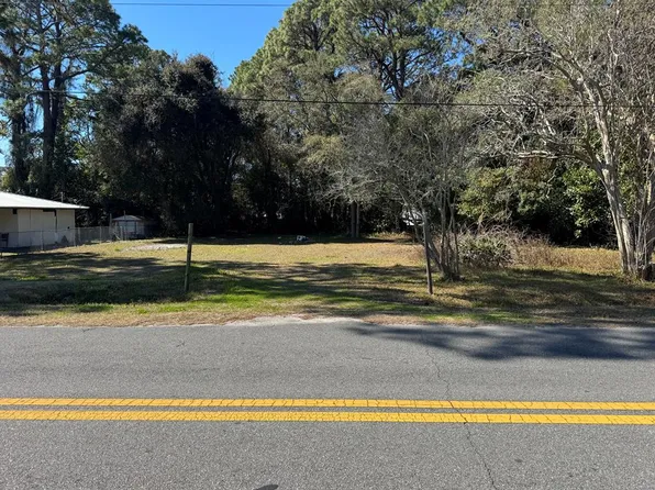 368 Old Ferry Dock Rd, Eastpoint, FL 32328