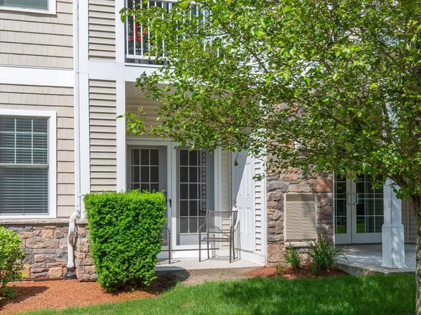 10 Braemoor Woods Road #106, Salem, NH 03079